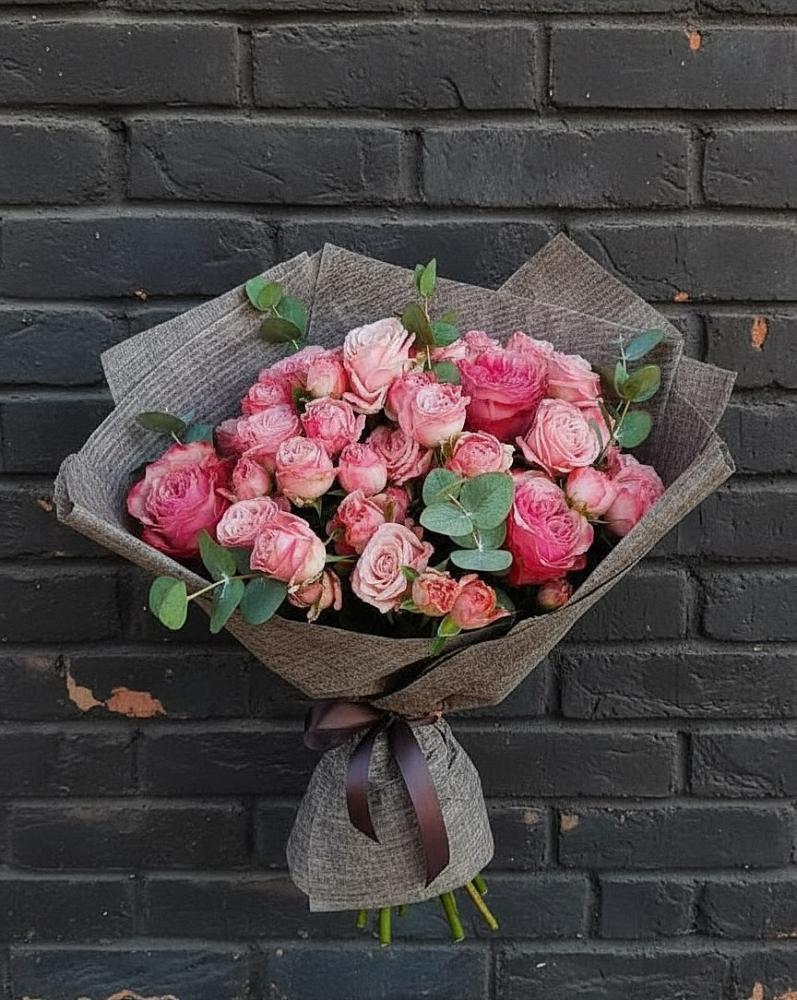 Букет цветов из: Розы в Молодежном Иркутская область