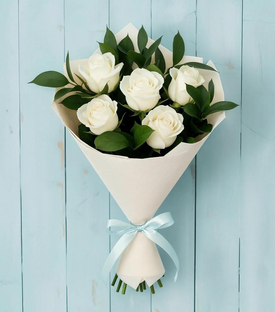 Букет цветов из: Розы в Молодежном Иркутская область