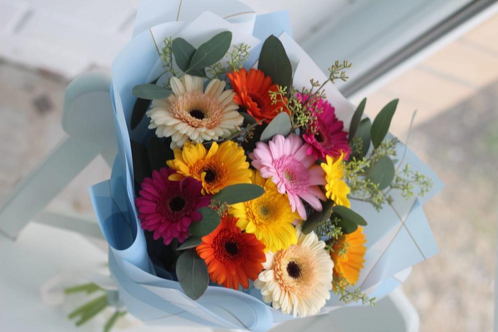 Букет цветов из: Герберы в Молодежном Иркутская область