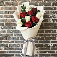 Букет цветов из:  Розы в Молодежном Иркутская область