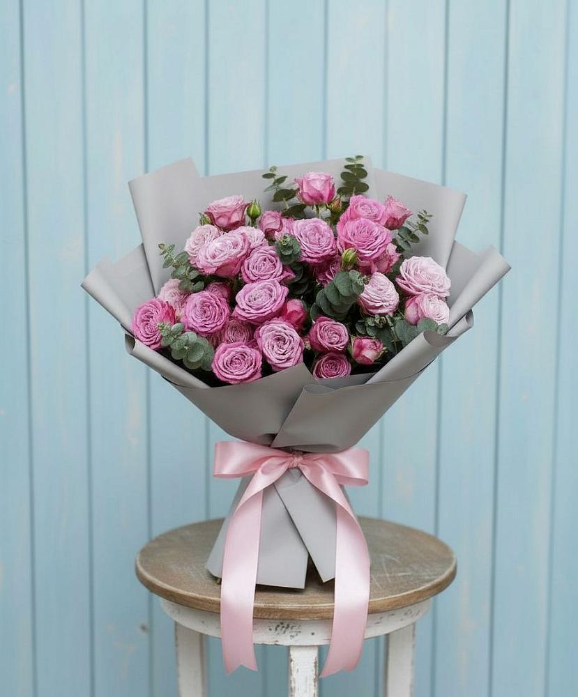 Букет цветов из: Розы в Молодежном Иркутская область