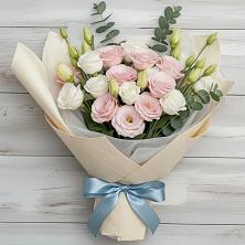 Букет цветов из:  Лизиантусы в Молодежном Иркутская область