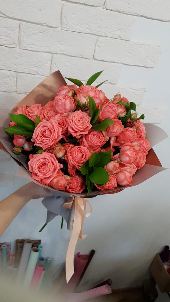 Букет цветов из: Розы в Молодежном Иркутская область