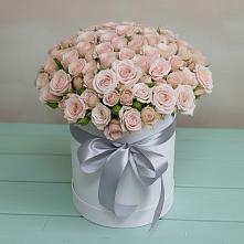 Цветочная композиция из Розы в шляпной коробке в Молодежном Иркутская область