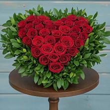 Цветочная композиция из Розы в виде сердца #REPLACE_PRED# Молодежном Иркутская область