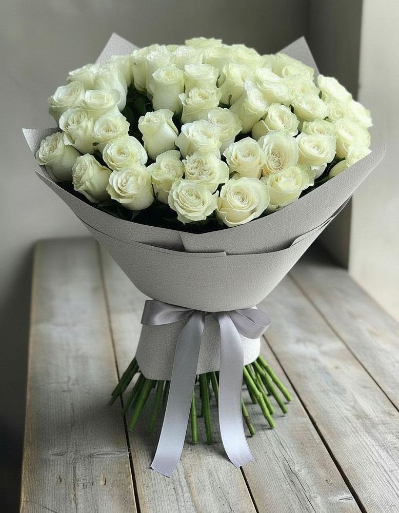 Букет 35 Белых роз в Молодежном Иркутская область