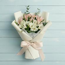Букет цветов из:  Альстромерии в Молодежном Иркутская область