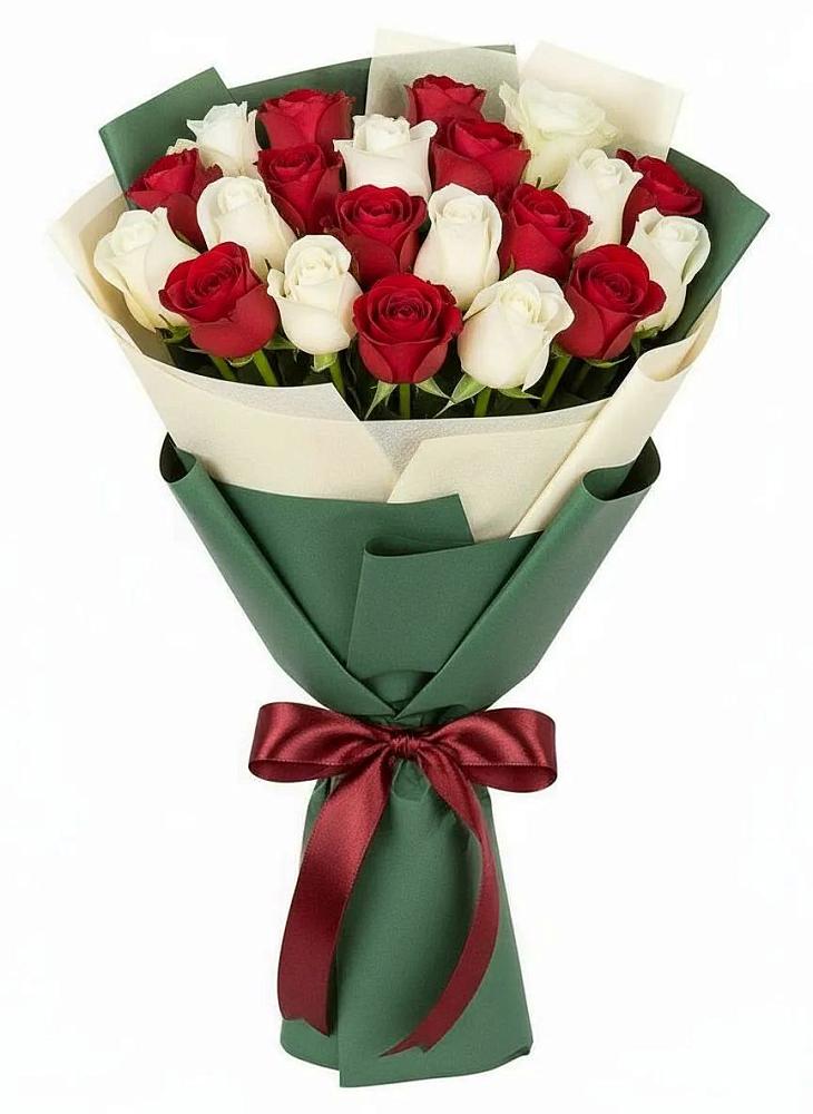 Букет Микс из красных и белых роз в Молодежном Иркутская область
