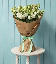 Букет цветов из:  Лизиантусы в Молодежном Иркутская область