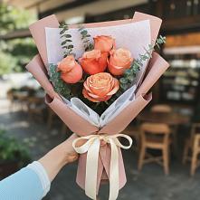 Букет цветов из:  Розы #REPLACE_PRED# Молодежном Иркутская область