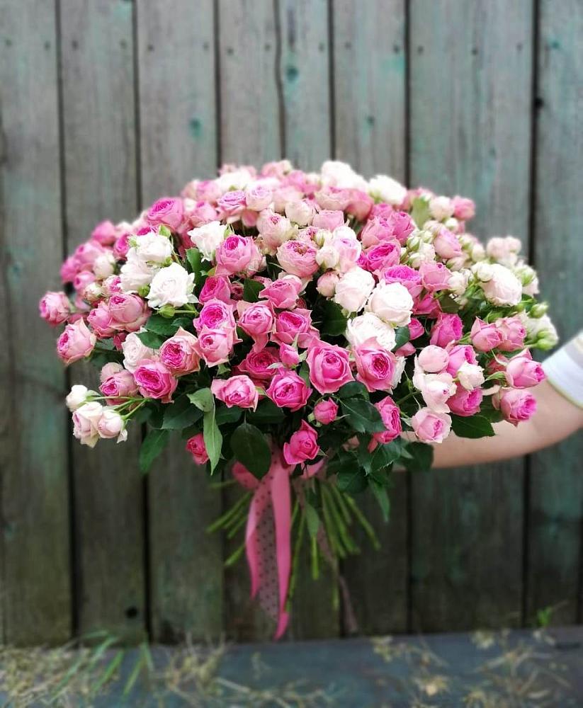 Букет Розовые кустовые розы Натали и Лав Лидия в Молодежном Иркутская область