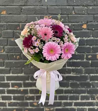 Букет цветов из:  Герберы и Хризантемы в Молодежном Иркутская область