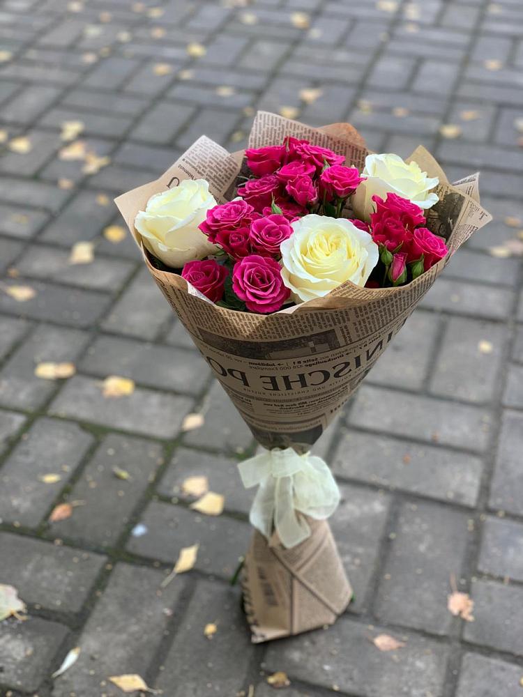 Букет цветов из: Розы в Молодежном Иркутская область