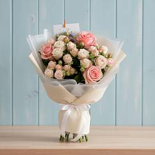 Букет цветов из:  Розы в Молодежном Иркутская область