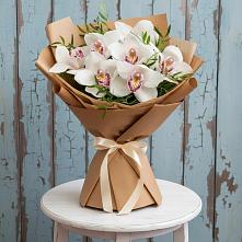 Букет цветов из:  Орхидеи и Розы #REPLACE_PRED# Молодежном Иркутская область
