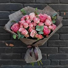 Букет цветов из:  Розы в Молодежном Иркутская область