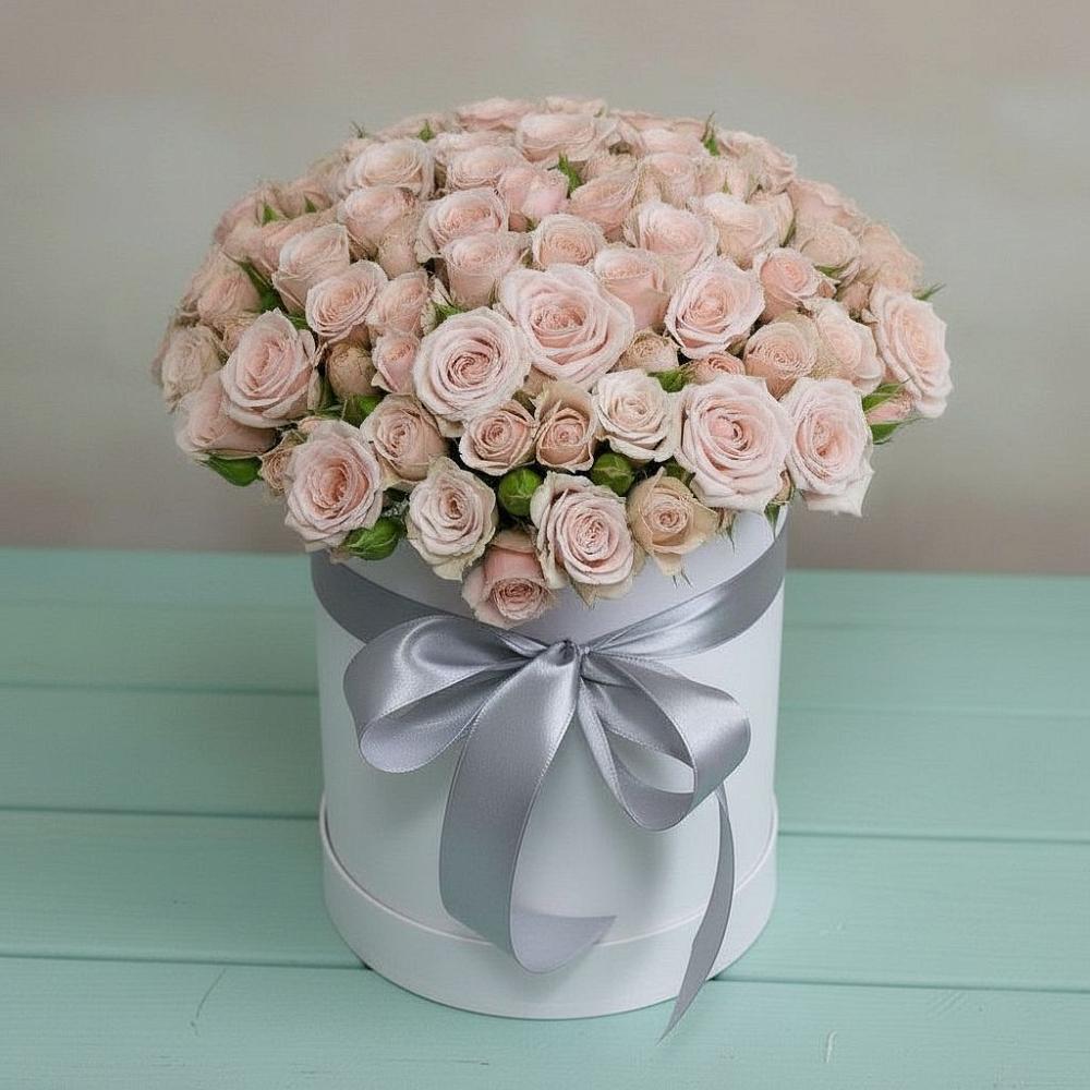 Цветочная композиция из Розы в шляпной коробке в Молодежном Иркутская область