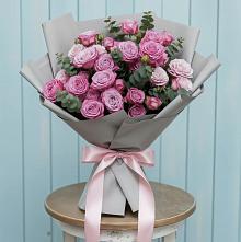 Букет цветов из:  Розы в Молодежном Иркутская область